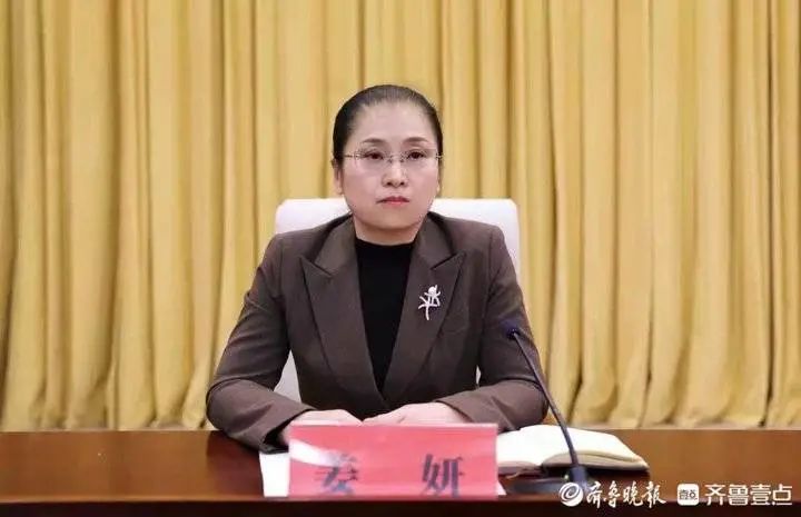 省委批准:张熙滨同志任峄城区委书记,提名为中共峄城区委第十一届委员