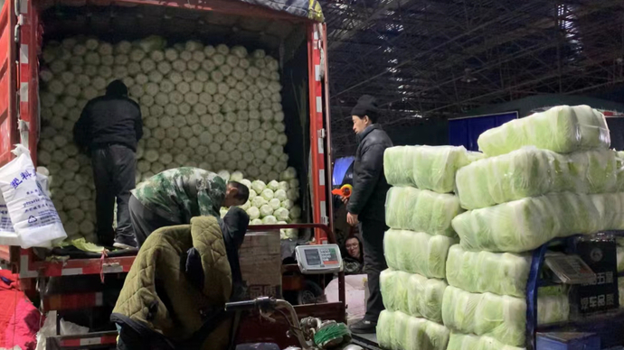 果然视频·寒战|凌晨4点，探访滨州寒夜里的“酸甜苦辣”