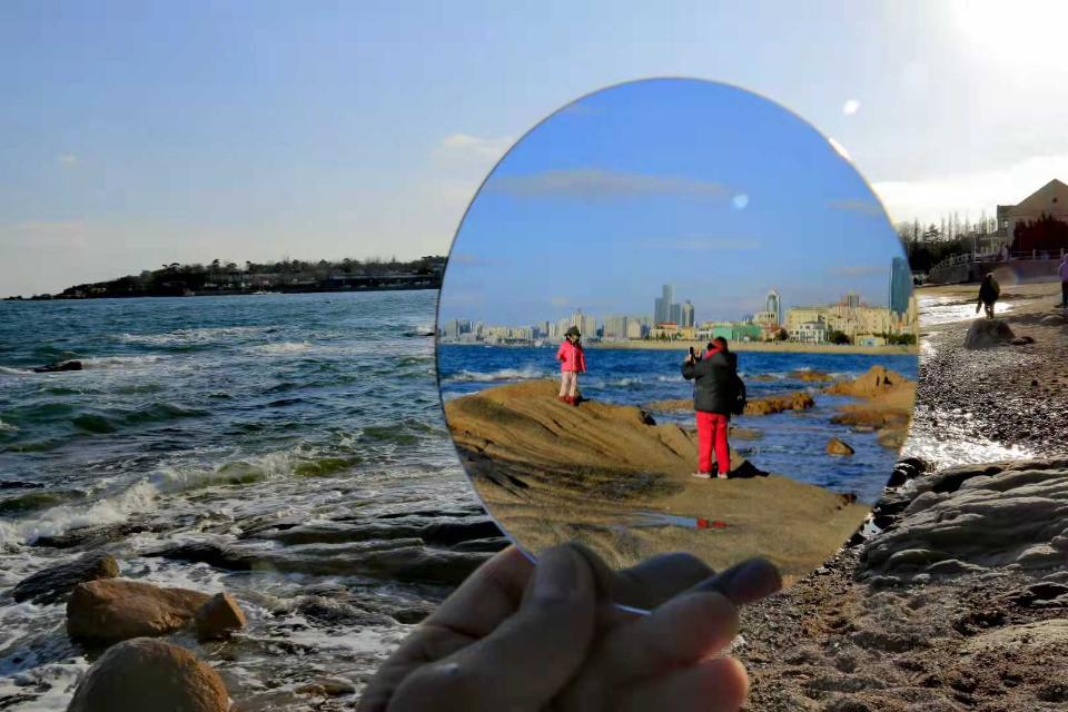 情报站|真会玩！出门随身带着小镜子，这样拍照太好看了