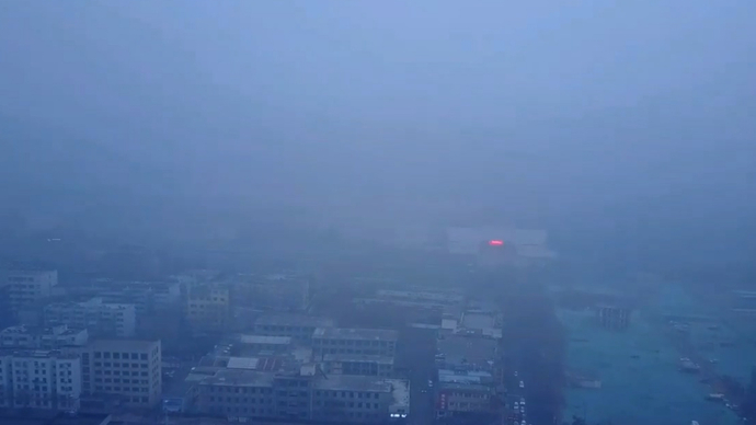 果然视频|雨雪未到大雾先来，济南能见度大幅下降