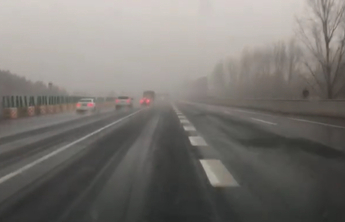 因大雾济南辖区多处高速口临时封闭