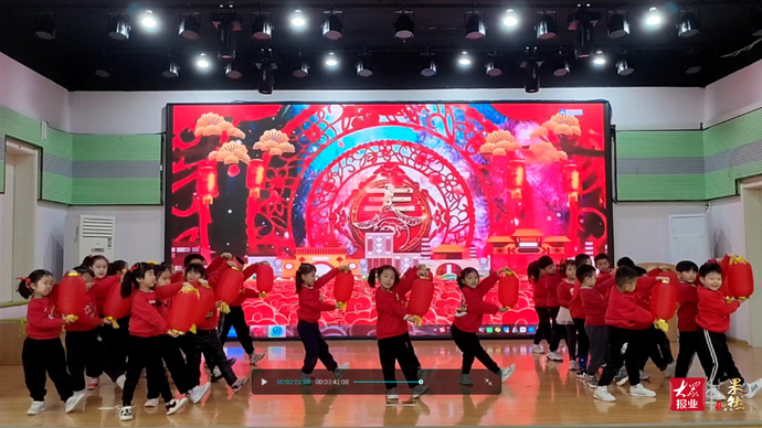 端上春晚|济南市育贤第二幼儿园：舞蹈表演《张灯结彩贺佳节》