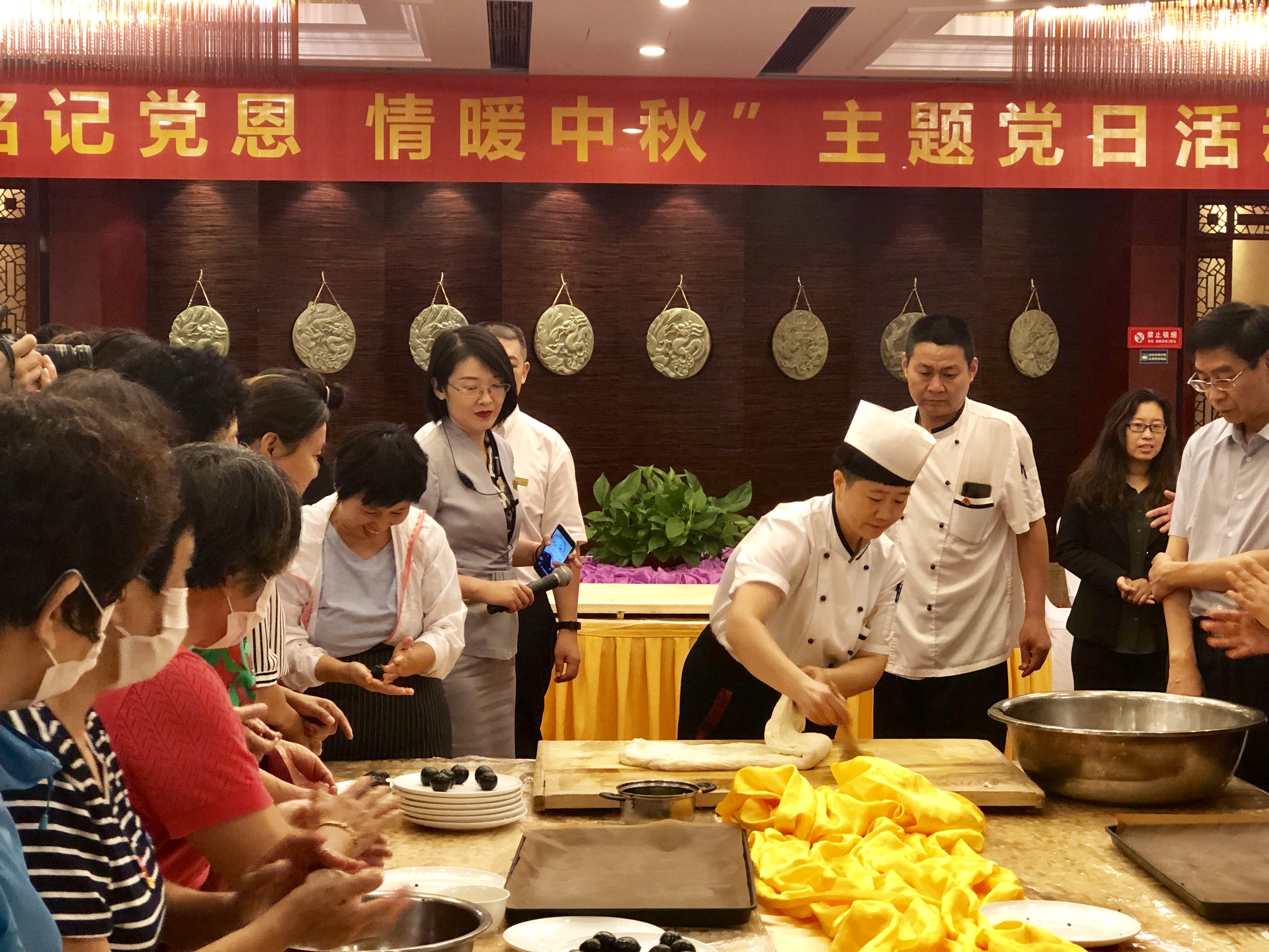 百优实事|“党建共建·文明创建·爱心联建”提升“双报到”成效