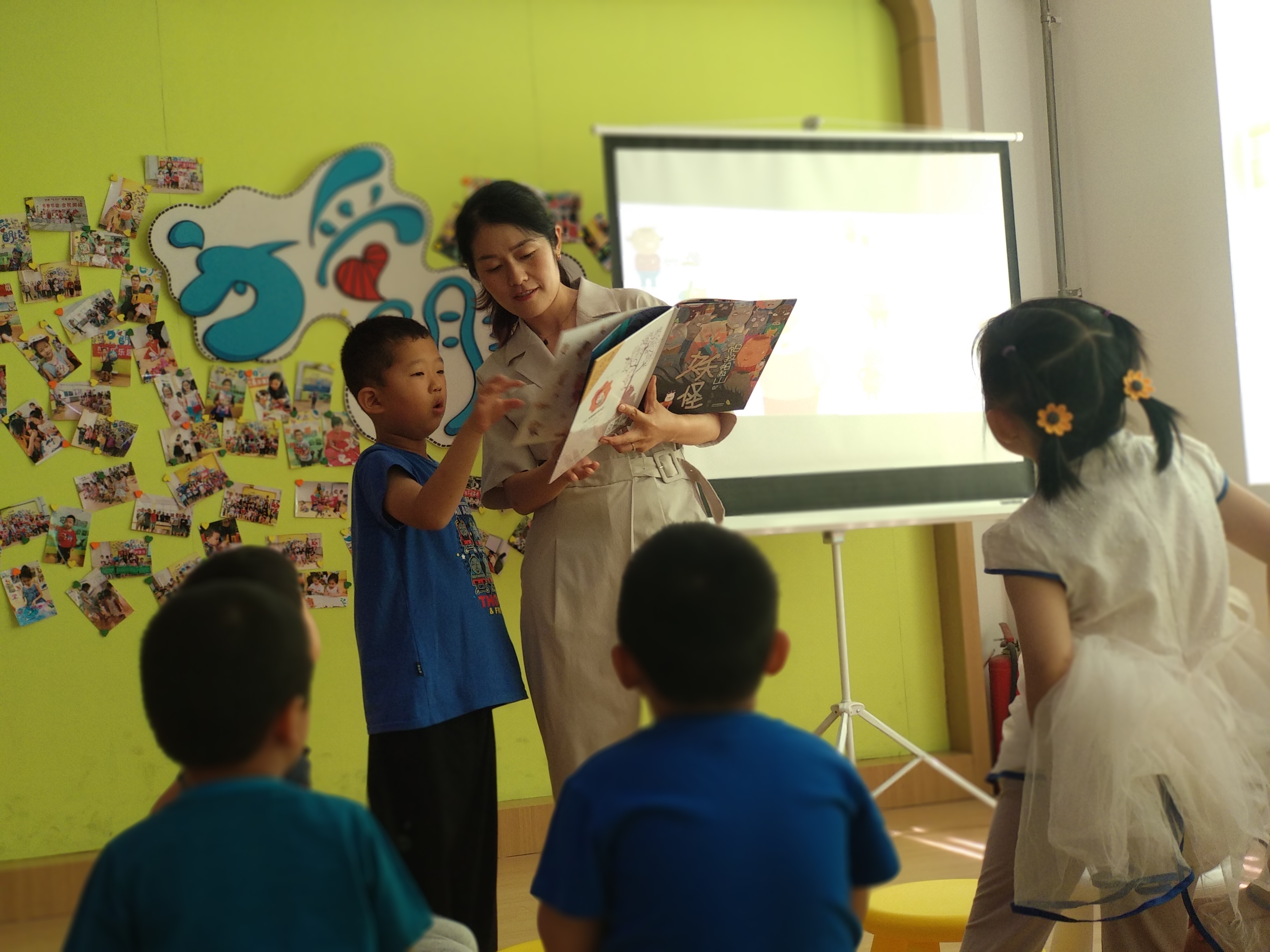 百优实事|“书香华能 为爱朗读”新时代文明实践示范项目