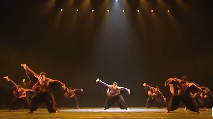 2022如虎添壹·端上春晚|舞蹈致敬民族的脊梁，不屈的脊梁！