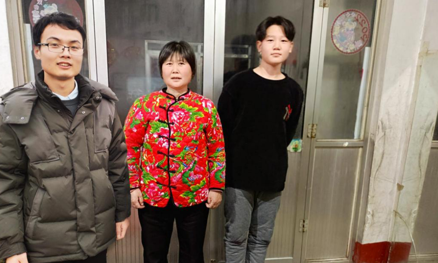 乡村教师的寒假日记|周华龙：用爱点亮孩子的那盏明灯