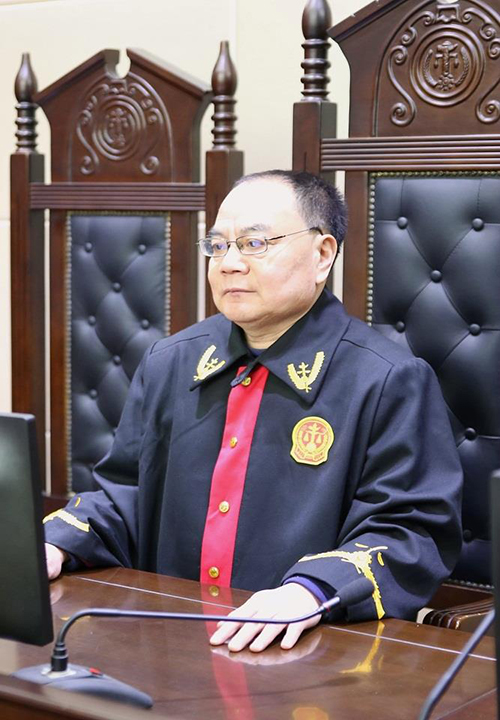 结案率100%，郯城法院员额法官徐祗峰处理案件以调为主