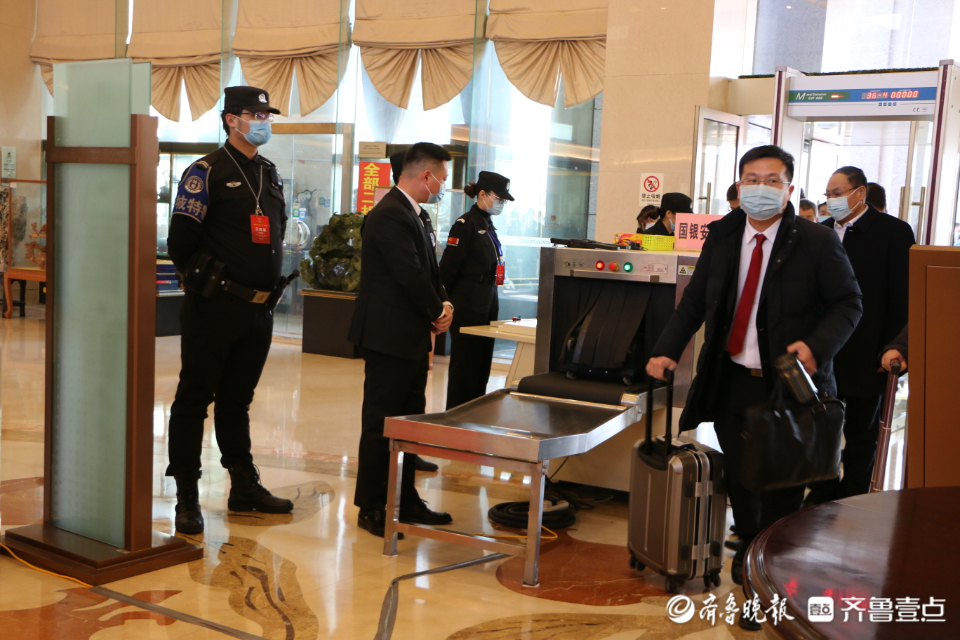 聚焦两会丨今天下午，枣庄市人大代表报到