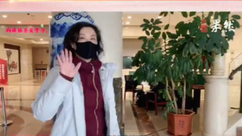 两会Vlog①|井然有序!直击政协委员报到现场