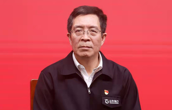 全国敬业奉献模范张连钢：让“中国效率”成为全球自动化码头标杆