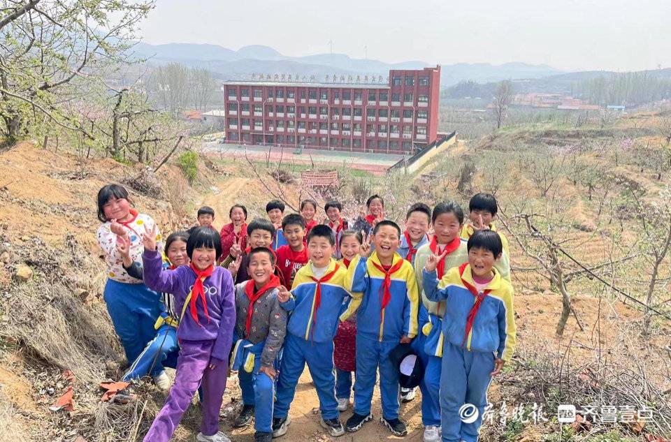 青年说｜王可木：“空降”来的小学校长