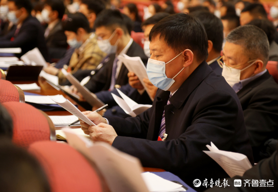 烟台市政协委员刘雪峰推进烟台职业教育高质量发展