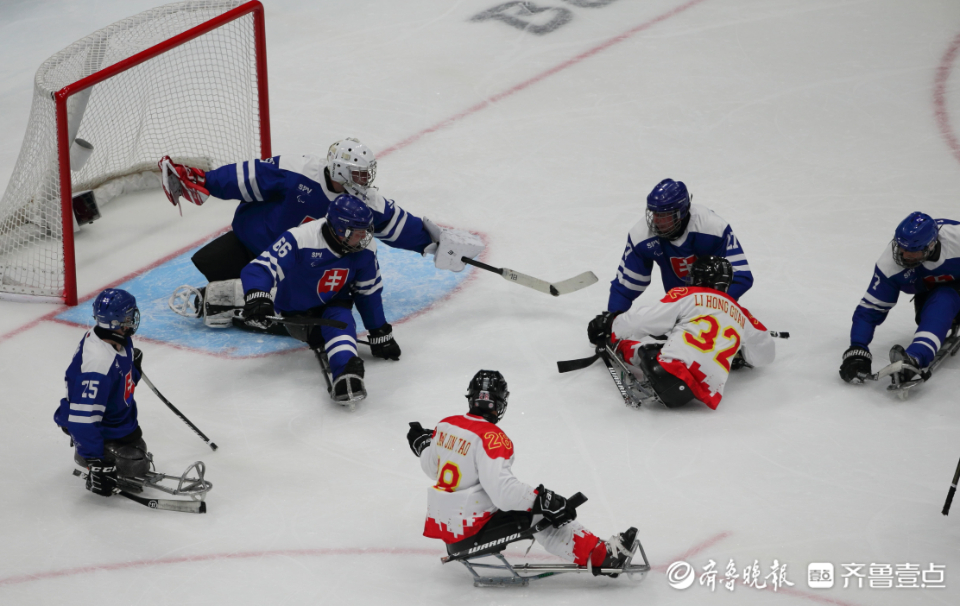 图片|3月5日中国残奥冰球队梦幻首秀7：0大胜斯洛伐克