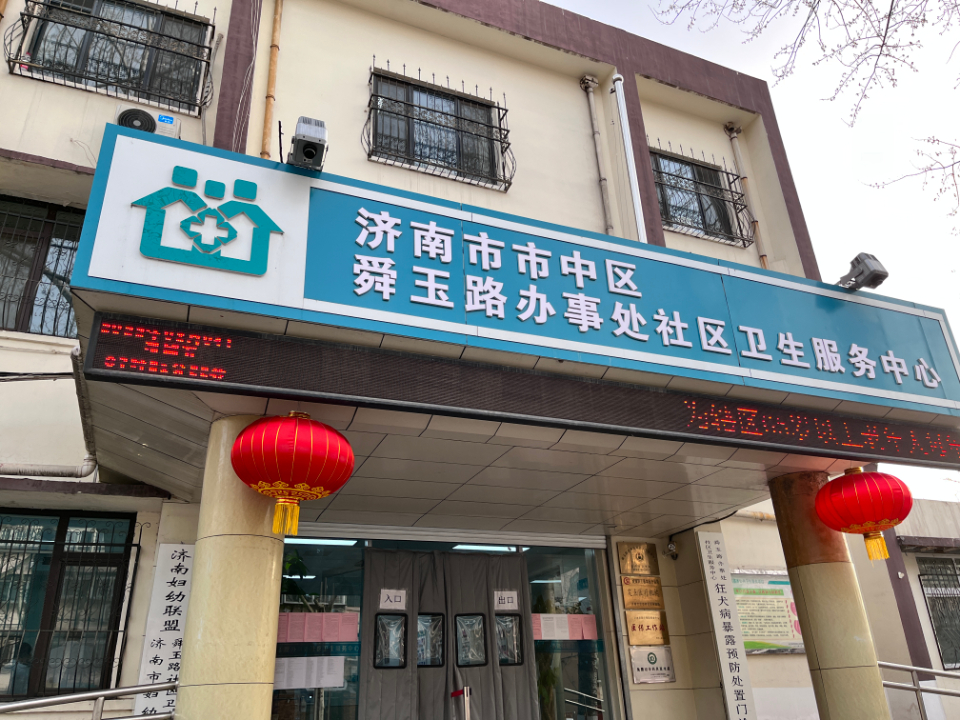 国产HPV疫苗接踵而至，为何进口九价四价“一针难求”？