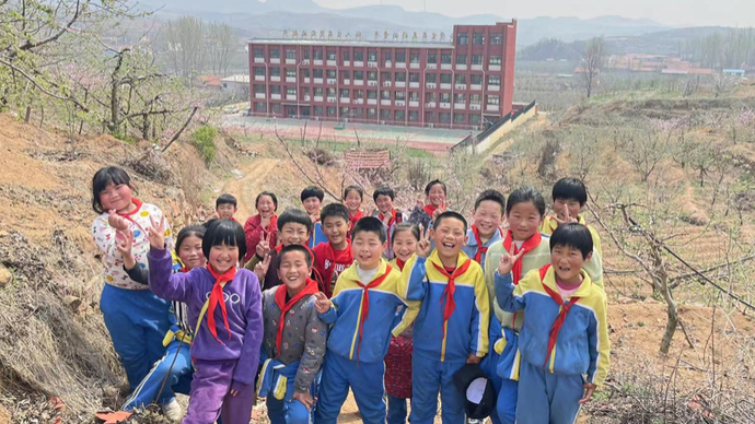 青年说｜王可木：“空降”来的小学校长