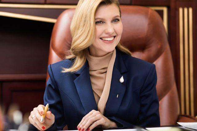 乌第一夫人泽连斯卡娅泽连斯基的御用编剧曾反对丈夫从政