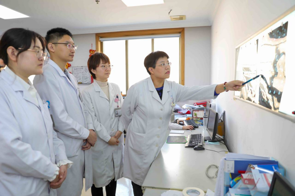 烟台毓璜顶医院肿瘤内科成瑜：正确面对肿瘤，接受科学规范治疗