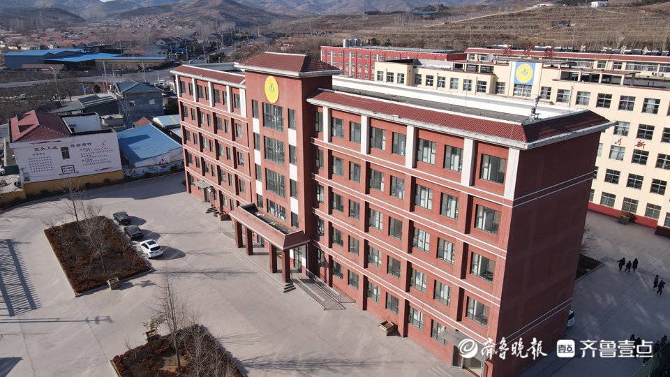 青年说｜乡村校长张明忠：垫底十来年，如今蝉联全县“榜眼”