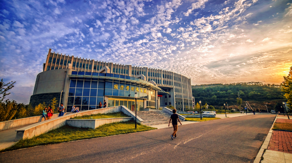 应届专科生看过来烟台科技学院发布2022年专升本招生章程