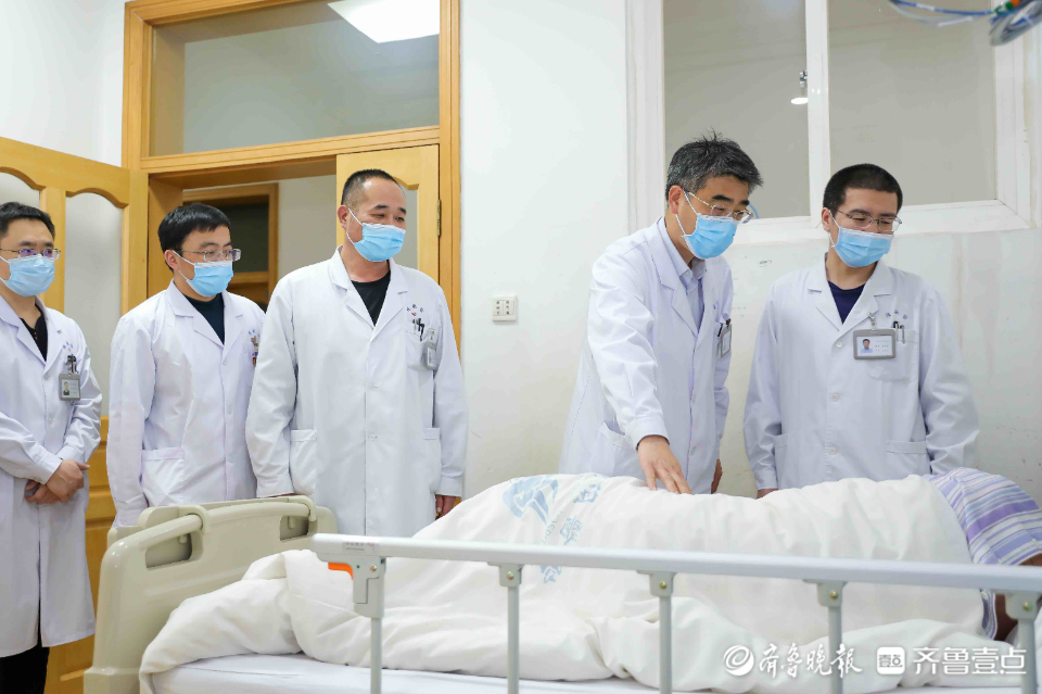 烟台毓璜顶医院急诊外科团队：以“亮剑姿态”挑战手术禁区