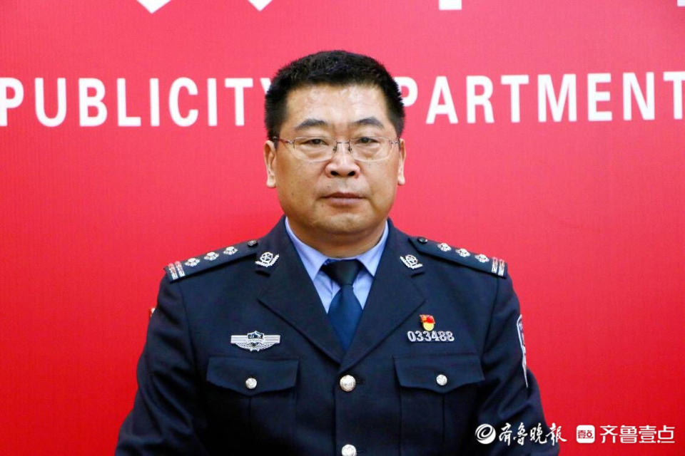 尹克玉现任市中公安分局刑侦大队大队长,他介绍,市中分局高度重视民生