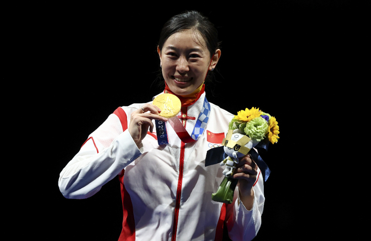 击剑运动员孙一文、游泳运动员杨浚瑄、乒乓球运动员陈梦、射击运动员张常鸿、田径运动员刘诗颖、皮划艇静水运动员孙梦雅等7名山东运动员获得第26届中国青年五四奖章，让我们通过专题，一睹他们的英姿。