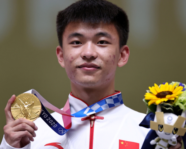 中国青年五四奖章获得者张常鸿