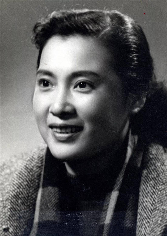 从影八十余年来,秦怡凭借精湛的演技以及对艺术的执著追求,塑造了许多