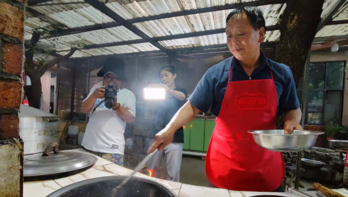 果然视频｜“娜”游蒙阴，在椿树沟邂逅地道美食