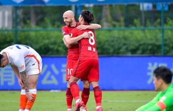 柳下谈球|带雨云埋一半山