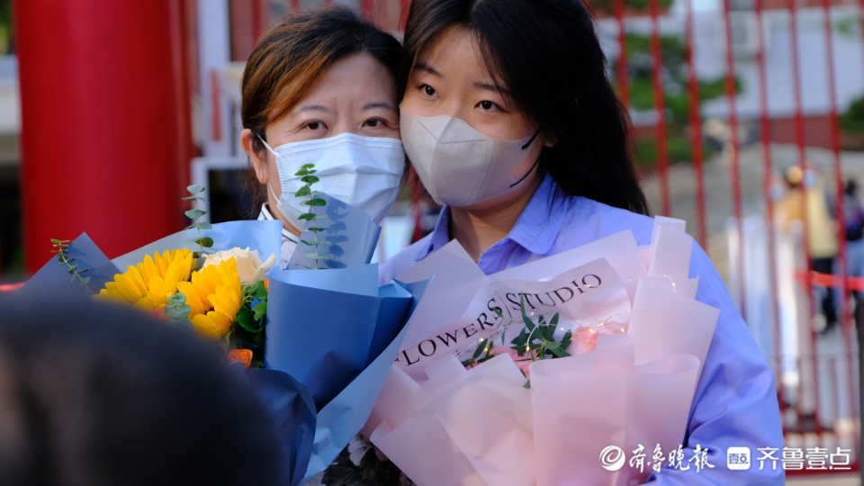 山东高考|考完了！满脸笑容的高考生，是这个夏天最美的风景