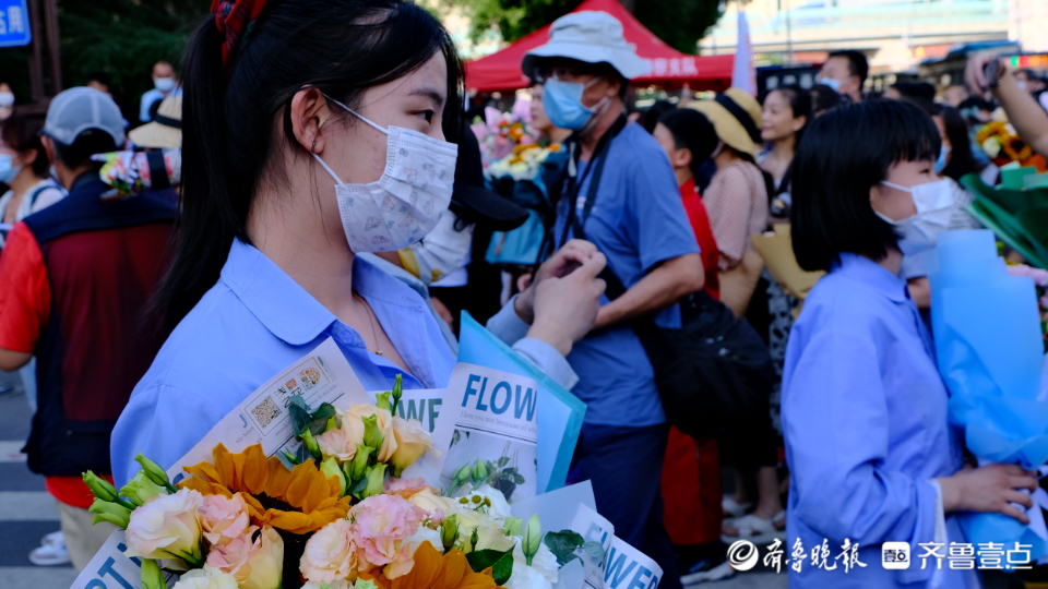 山东高考|考完了！满脸笑容的高考生，是这个夏天最美的风景
