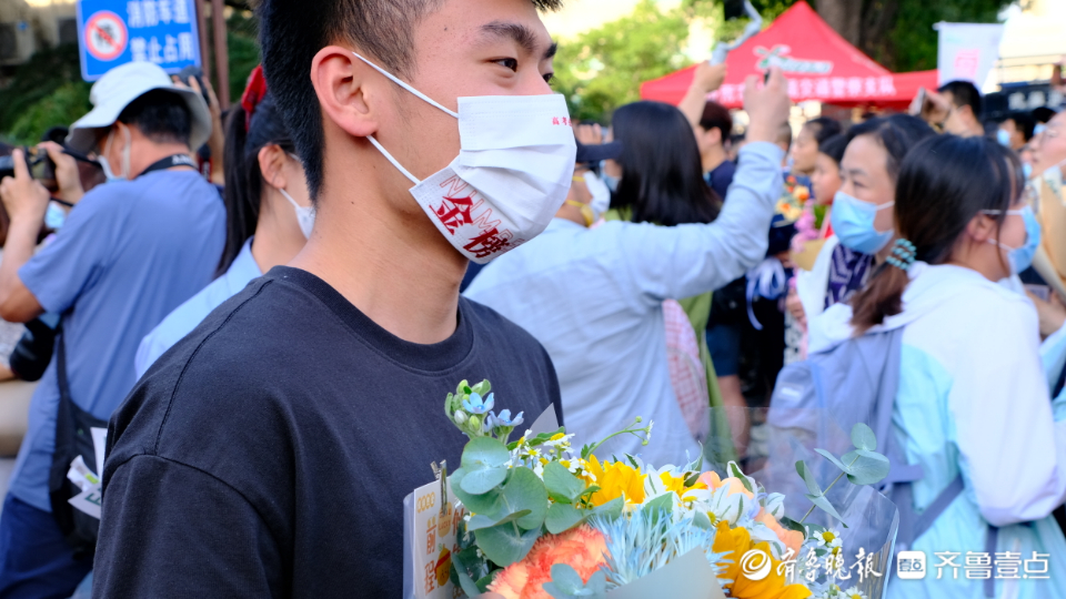 山东高考|考完了！满脸笑容的高考生，是这个夏天最美的风景