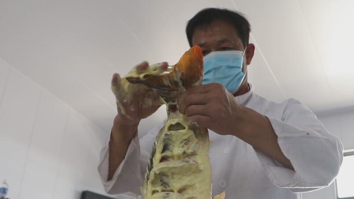 果然视频｜云蒙湖畔，来一场鲜美的全鱼宴