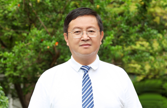 壹点海报|济南外国语学校校长刘新利寄语中考生