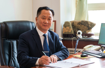 壹点海报|济钢高中校长邢文明寄语中考生
