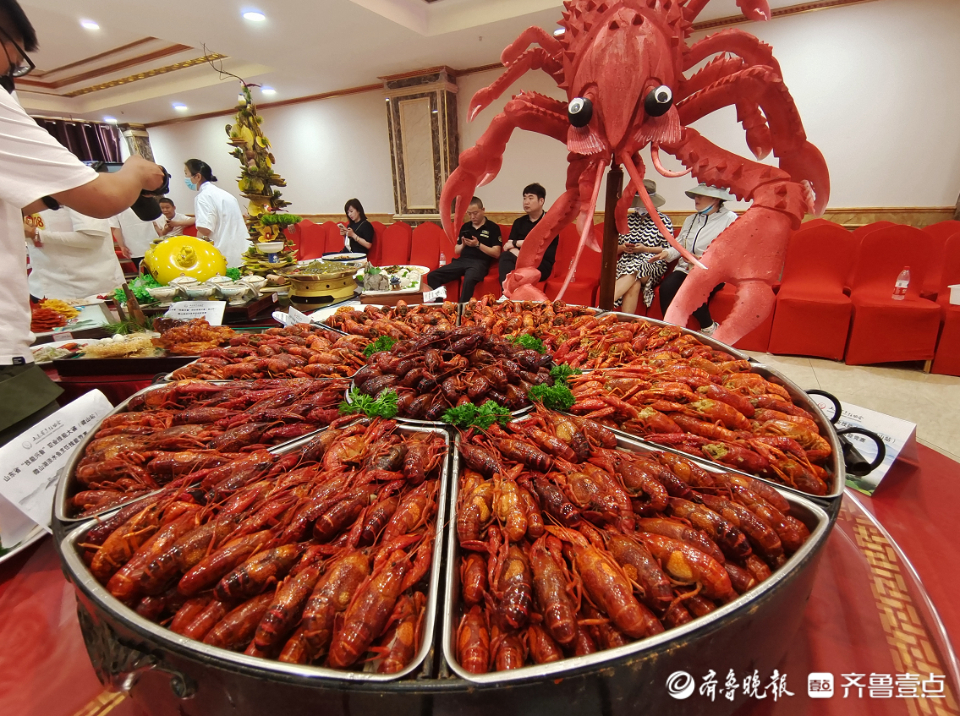 山东省“技能兴鲁”职业技能暨微山湖淡水鱼烹饪技能大赛开幕