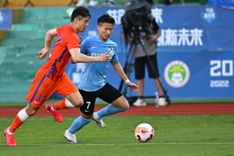 过程不完美，结果很可贵！泰山3：1大连人，首阶段四连胜收尾