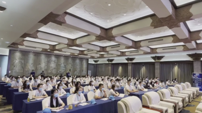 果然视频|教授吴学军为百名优秀大学生带来专题讲座