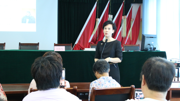 果然视频|徐爽：播撒国学文化的“种子”，让中华好家风落地生根