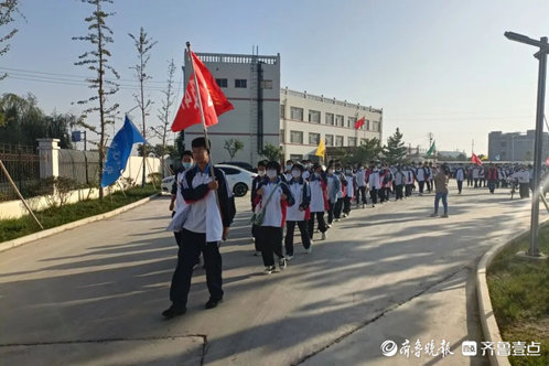 走进环保企业,莘县中学生“零距离”感受污水变清整个过程