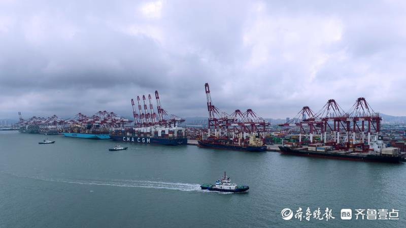 国庆当天迎来生产高峰！山东港口青岛港：车船如织创佳绩