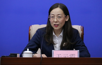于云霞：做有温度的乡村教育，做孩子们的“点灯人”