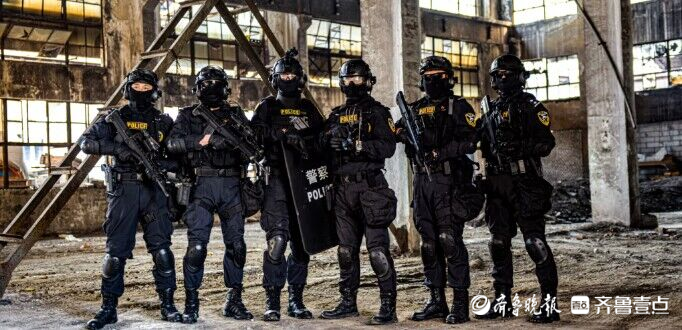 打造青岛特警利剑-齐鲁晚报·齐鲁壹点