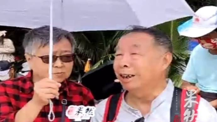 果然视频｜北京七旬老人现场等待发射：小时候的梦想终于成真