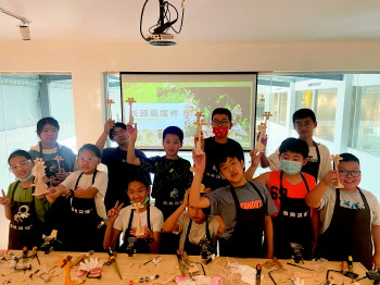 “两创”达人|80后“小木匠”搭起“两创”空间