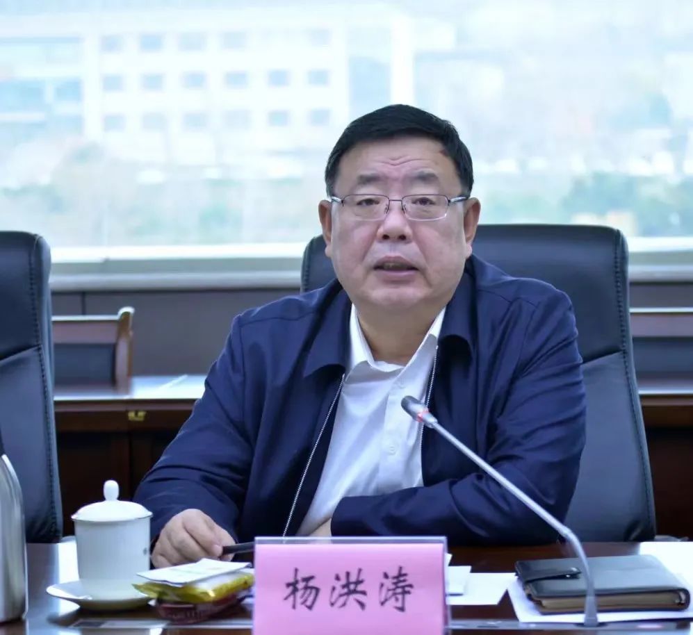 泰安市公务员先进典型座谈会召开,杨洪涛出席并讲话-齐鲁晚报·齐鲁壹