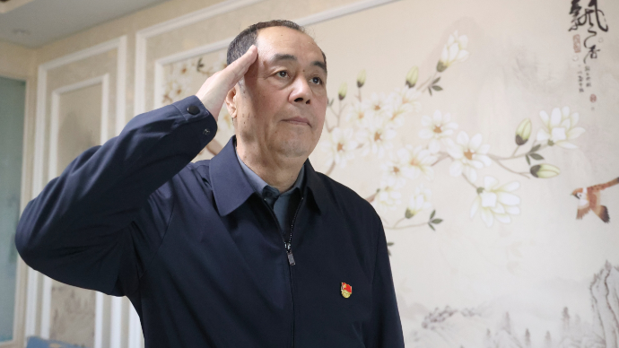 妙笔书写老有所为，志愿诠释桑榆非晚 --记军休干部蒋仕国