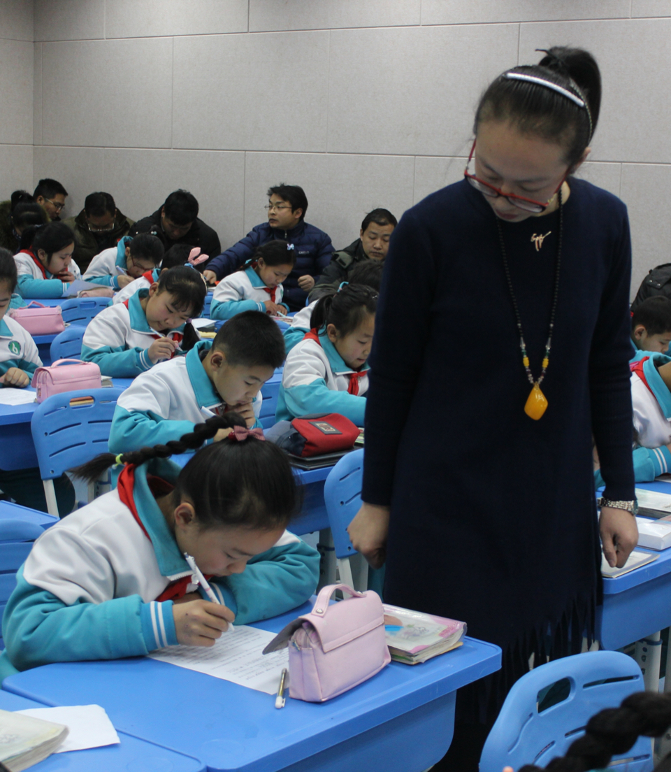 我们的2022｜高芸：一个拥抱，拉近了我和学生的距离