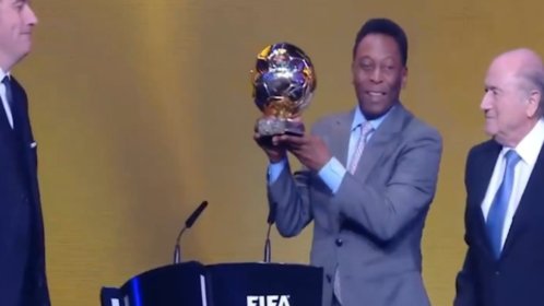 果然视频|壹球成鸣·星耀卡塔尔:球王贝利